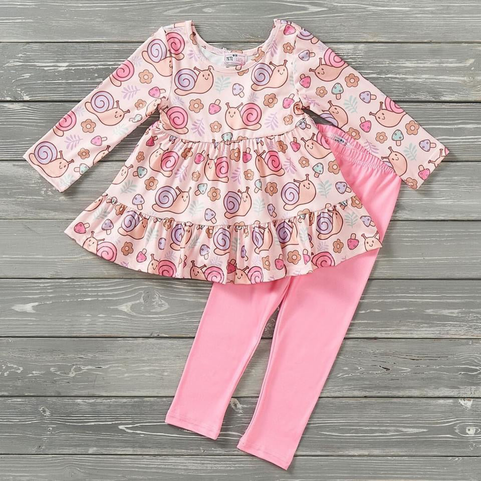 ‼️NEW‼️Snailtopia - Pant Set