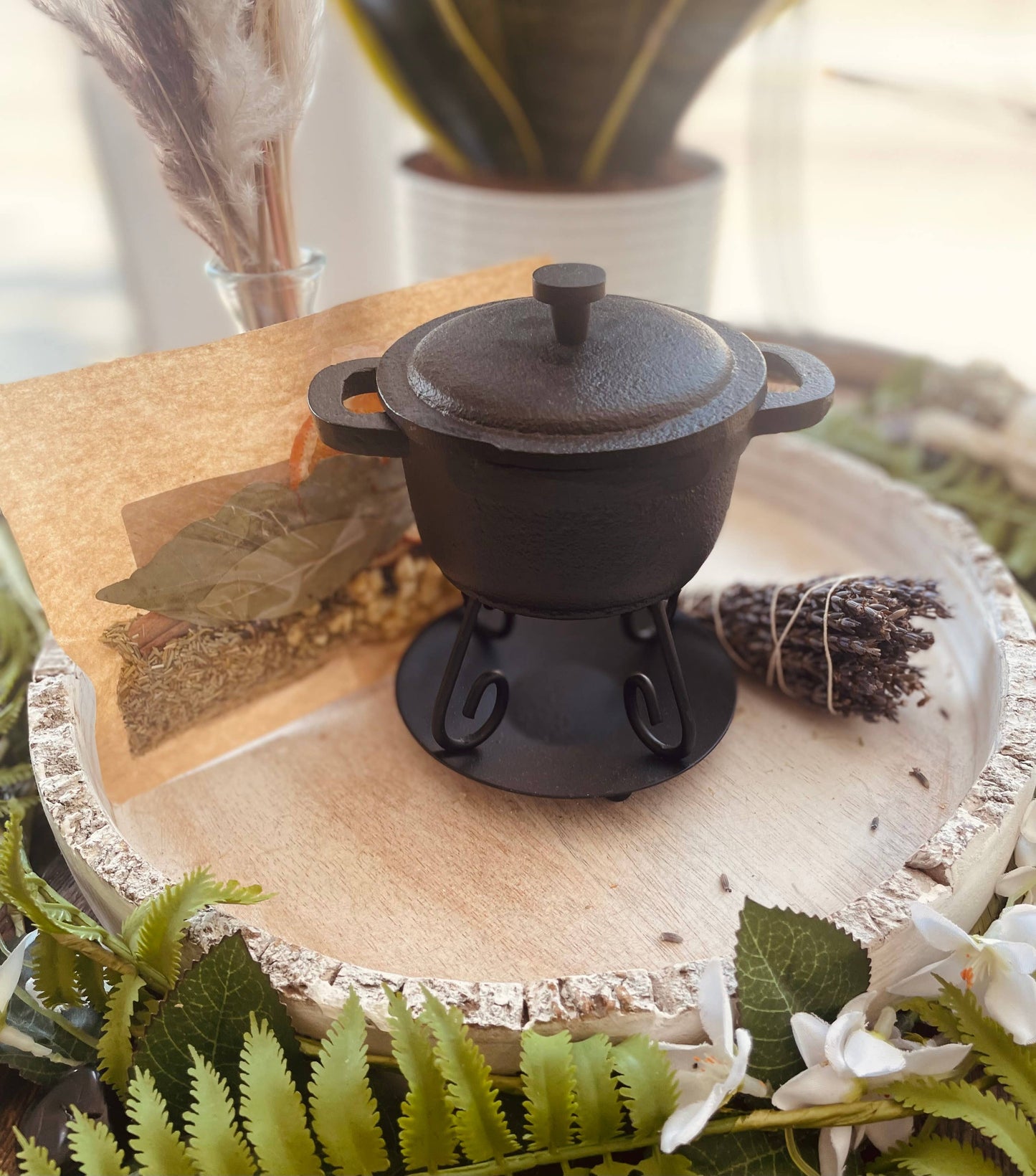 Sage & Stone Apothecary - Cast Iron Simmer Pots